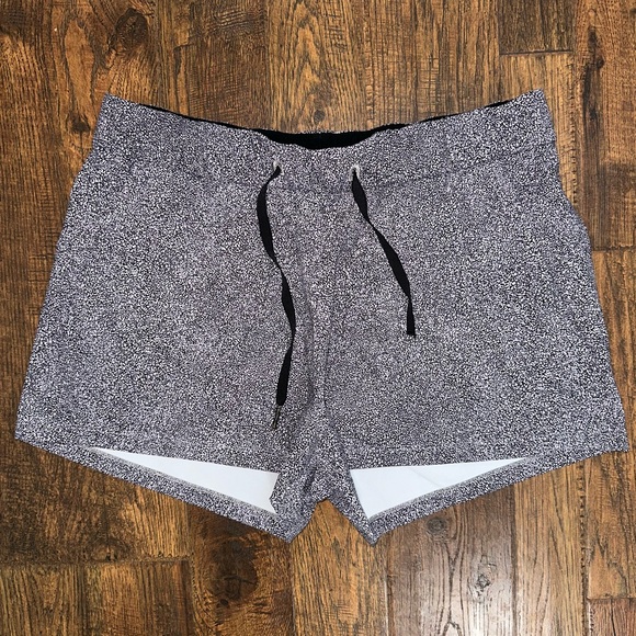 lululemon athletica Pants - Lululemon Black & Gray Shorts